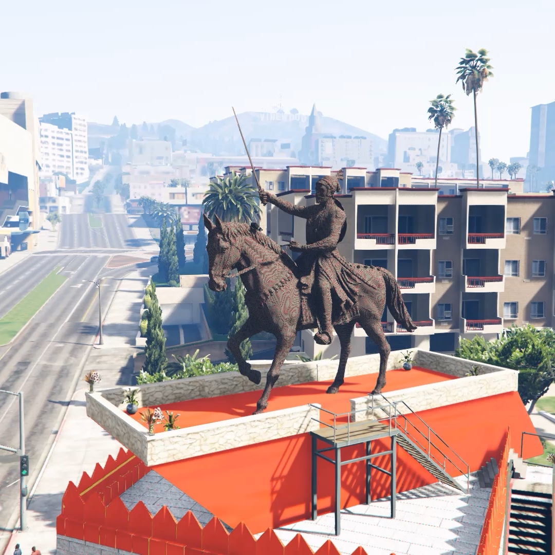 Statues & Monuments